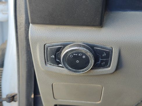 Used 2019 Ford F250 XL w/ Power Equipment Group image 16