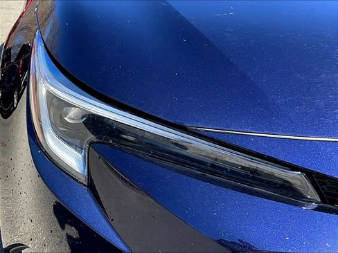 Used 2024 Toyota Corolla LE w/ LE Convenience Package image 23