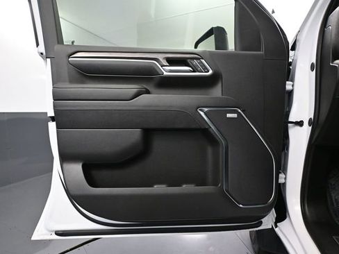 Used 2024 Chevrolet Silverado 2500 LTZ w/ LTZ Plus Package image 22