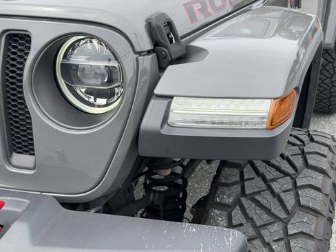 Used 2019 Jeep Wrangler Unlimited Rubicon AWD/4WD image 13