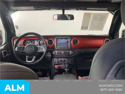 Used 2021 Jeep Wrangler Unlimited Rubicon w/ Dual Top Group AWD/4WD image 32