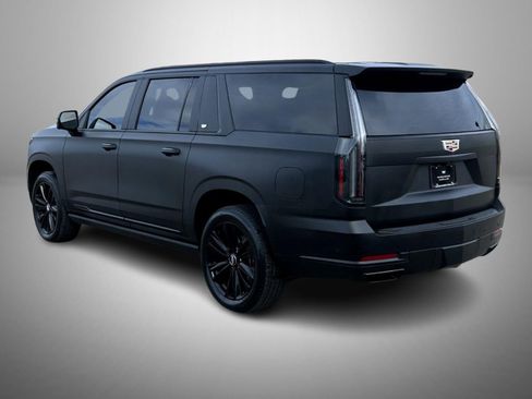 Certified 2025 Cadillac Escalade ESV Sport w/ Touring Package image 7