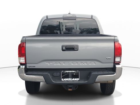Used 2020 Toyota Tacoma SR5 RWD image 6