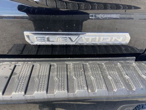 Used 2024 GMC Sierra 1500 Elevation image 16