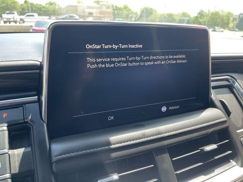 Used 2021 Chevrolet Tahoe Z71 w/ Luxury Package AWD/4WD image 20