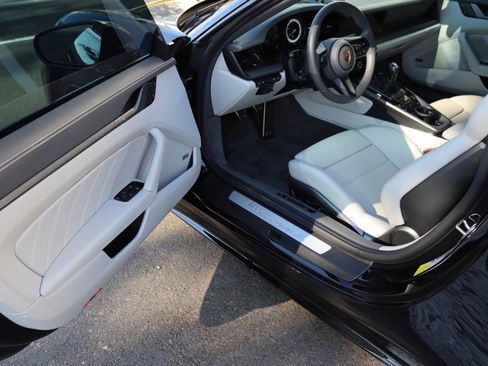 Used 2024 Porsche 911 GT3 RS image 7