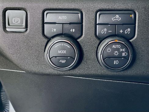 Used 2024 Chevrolet Silverado 1500 RST w/ LPO, Dark Essentials Package AWD/4WD image 13