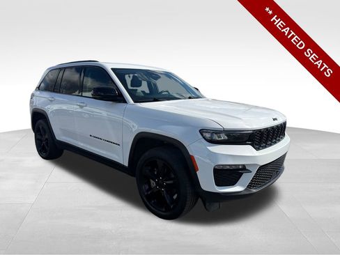 Used 2023 Jeep Grand Cherokee Limited w/ Black Appearance Package image 9