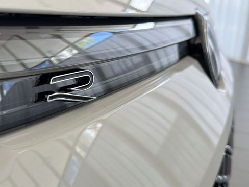 New 2026 Volkswagen Tiguan SE R-Line FWD image 37