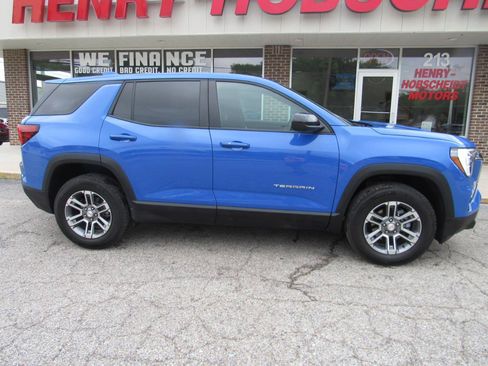 Used 2026 GMC Terrain Elevation AWD/4WD image 9