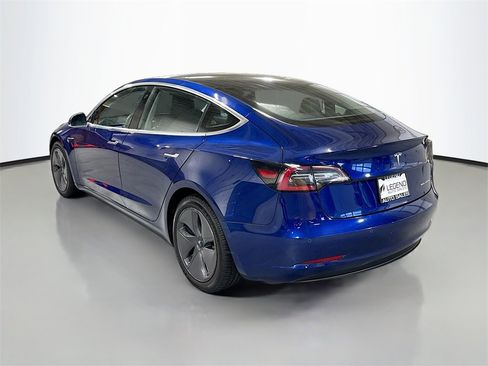 Used 2018 Tesla Model 3 Long Range image 9