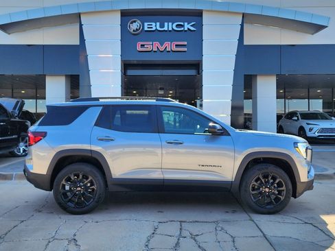 New 2026 GMC Terrain Elevation w/ Black Edition image 3