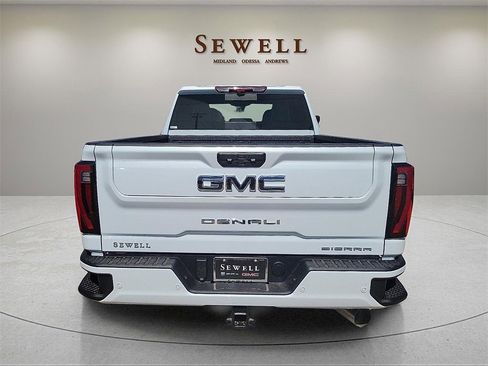 New 2026 GMC Sierra 2500 Denali Ultimate image 4