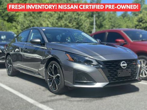 Certified 2025 Nissan Altima 2.5 SR FWD image 1