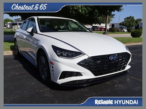 Used 2023 Hyundai Sonata SEL FWD image 1