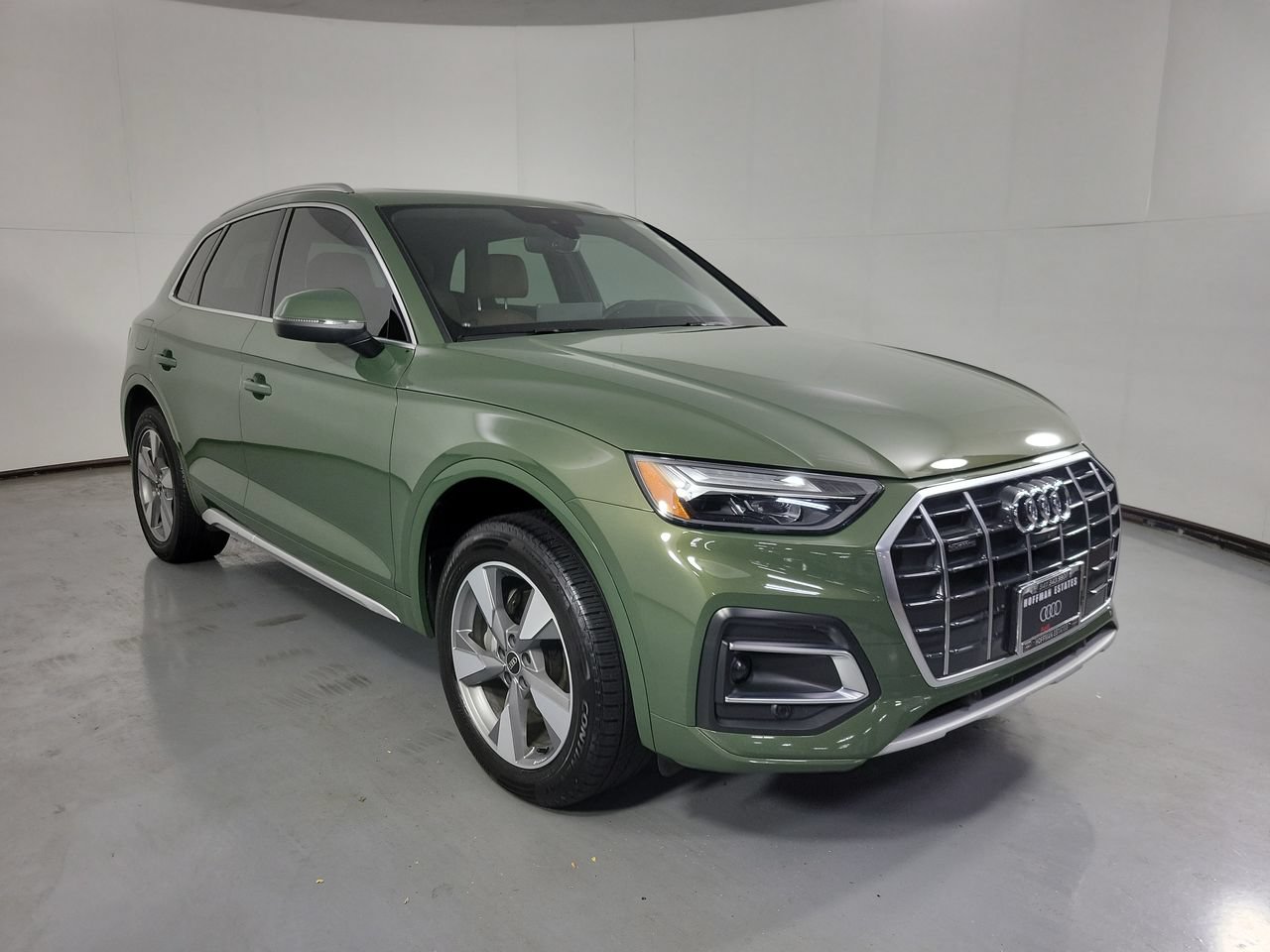 Used 2023 Audi Q5 2.0T Premium Plus w/ Premium Plus Package AWD/4WD image 5