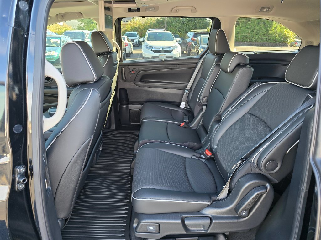 New 2027 Honda Odyssey Elite image 10