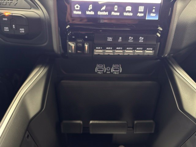 New 2026 RAM 3500 Big Horn AWD/4WD image 40
