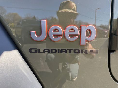 New 2026 Jeep Gladiator Mojave image 17