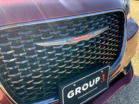 Used 2023 Chrysler 300 S w/ Comfort Group image 36