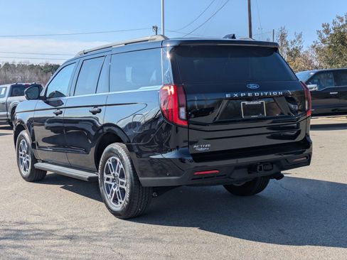 Certified 2025 Ford Expedition Active image 6