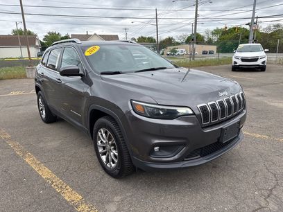Used 2019 Jeep Cherokee Latitude Plus w/ Cold Weather Group