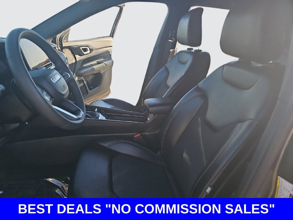 Used 2023 Jeep Compass Latitude w/ Sun and Sound Group AWD/4WD image 15