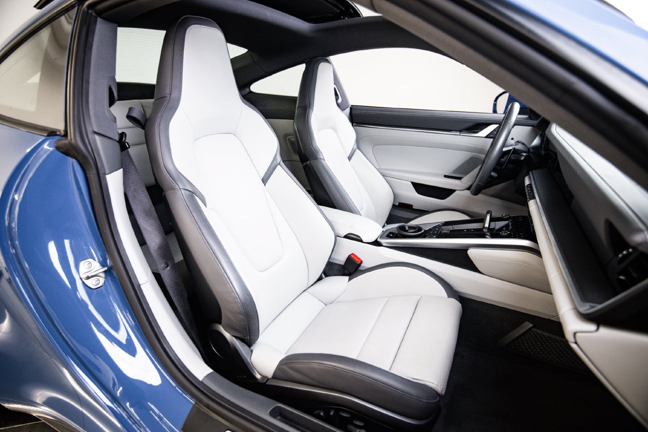 Certified 2025 Porsche 911 Carrera S RWD image 28
