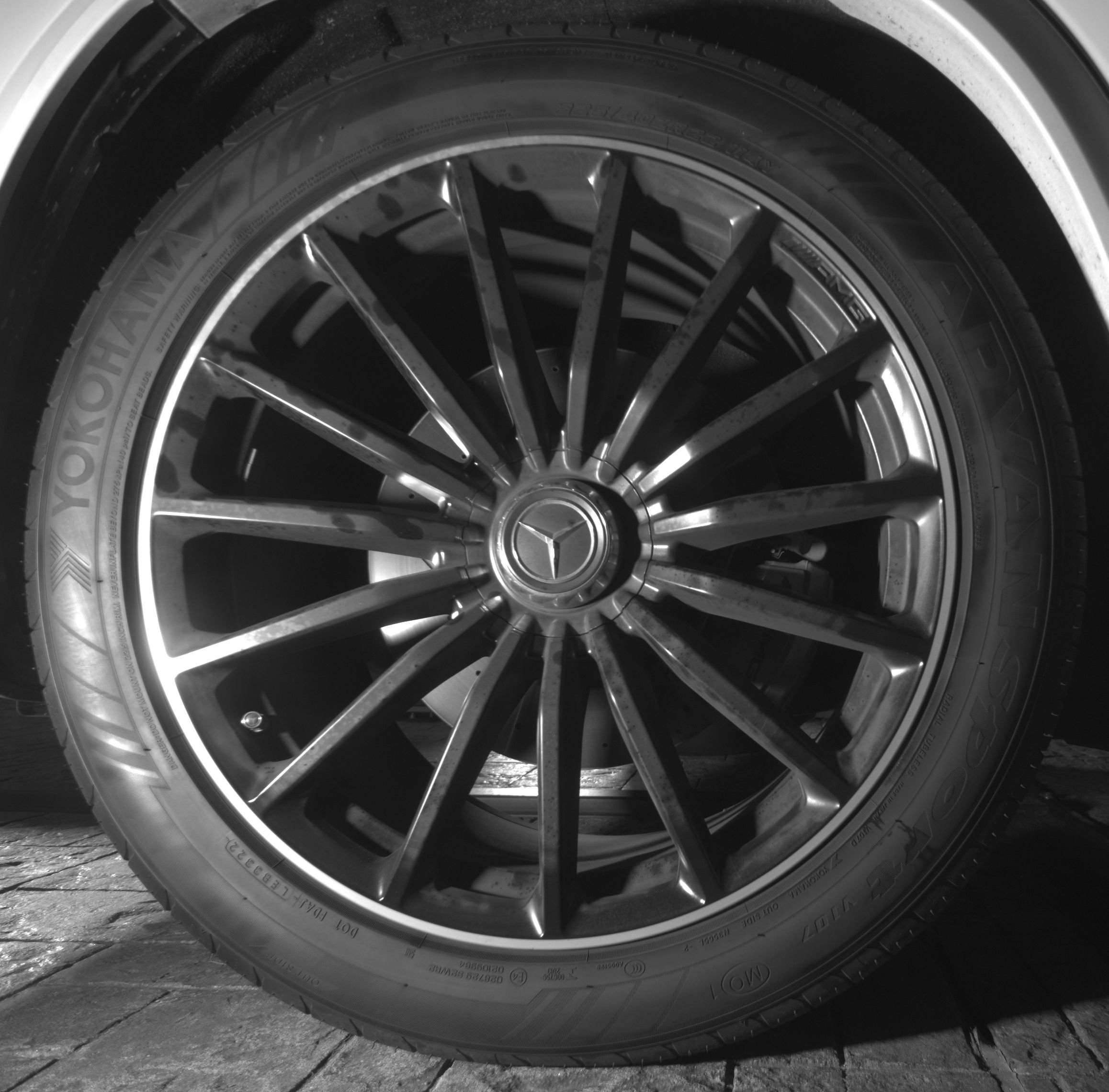 Used 2021 Mercedes-Benz GLS 63 AMG 4MATIC image 34