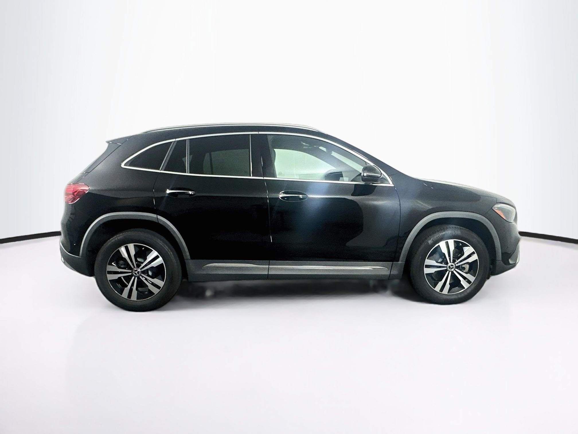 Used 2024 Mercedes-Benz GLA 250 4MATIC image 10