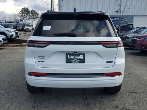 New 2026 Jeep Grand Cherokee Summit image 5