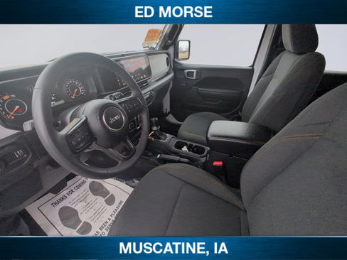 Used 2024 Jeep Wrangler Sport S image 9