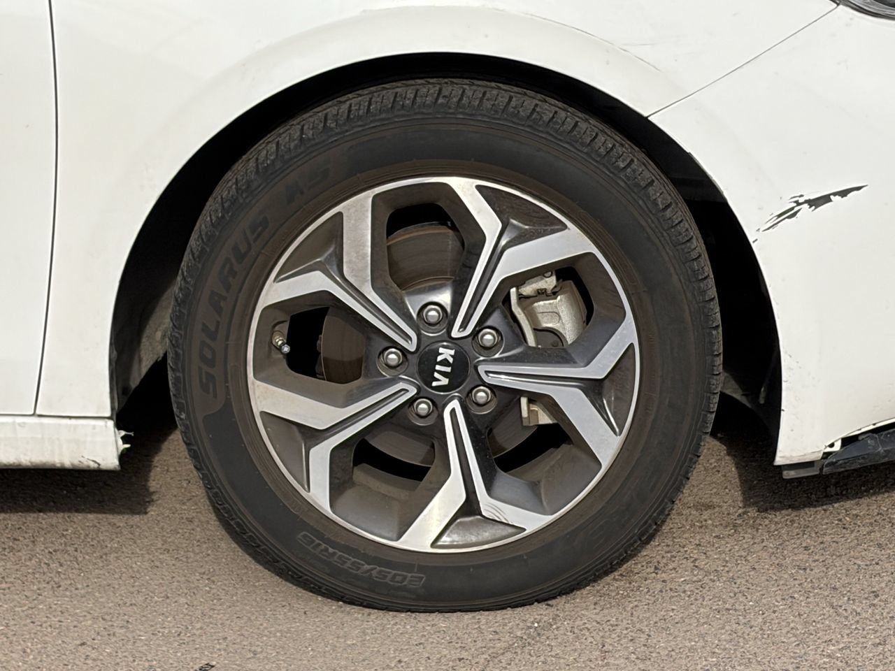 Used 2020 Kia Forte LXS FWD image 10