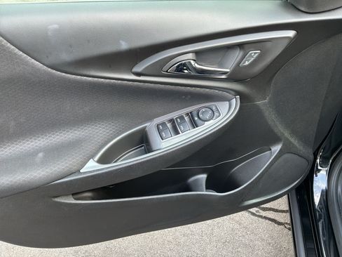 Used 2025 Chevrolet Malibu LT FWD image 15
