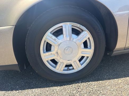 Used 2004 Cadillac De Ville image 20