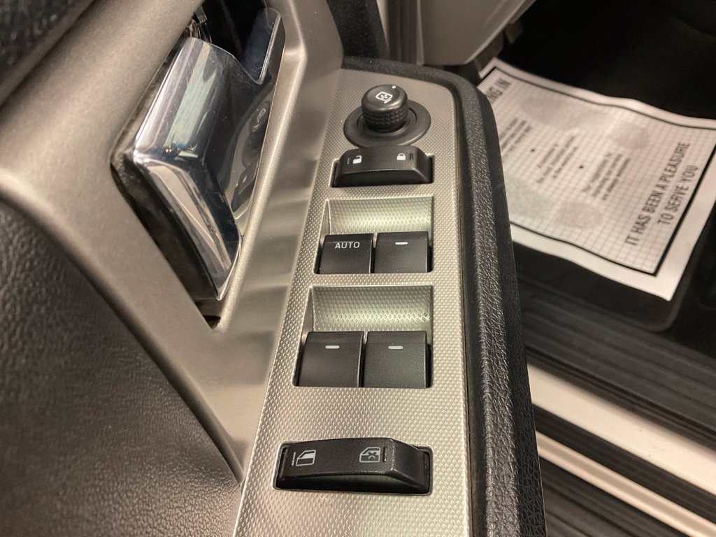 Used 2017 Ford Expedition EL XLT AWD/4WD image 15