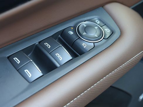 Used 2026 Chevrolet Suburban High Country RWD image 14