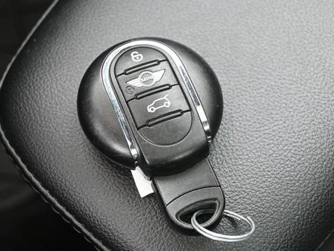 Used 2017 MINI Cooper S FWD image 13