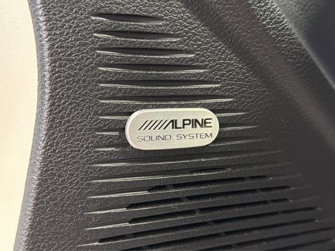 Used 2016 Dodge Challenger SXT Plus RWD image 16
