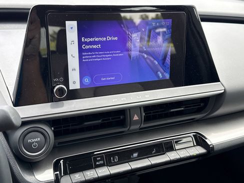 Used 2025 Toyota Prius LE image 22