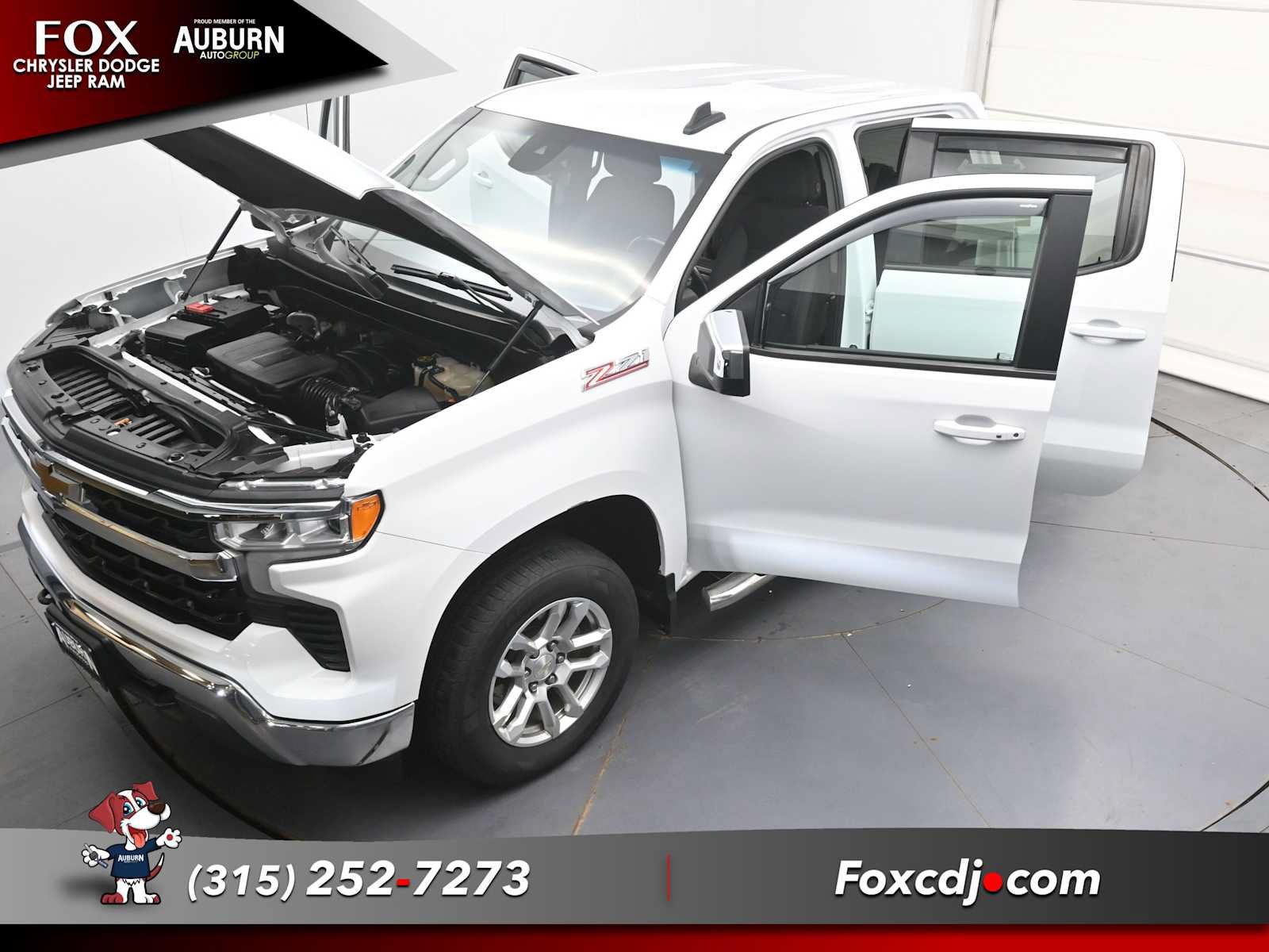 Used 2023 Chevrolet Silverado 1500 LT w/ Z71 Off-Road Package AWD/4WD image 38
