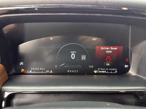 Used 2023 Lincoln Nautilus Reserve image 14