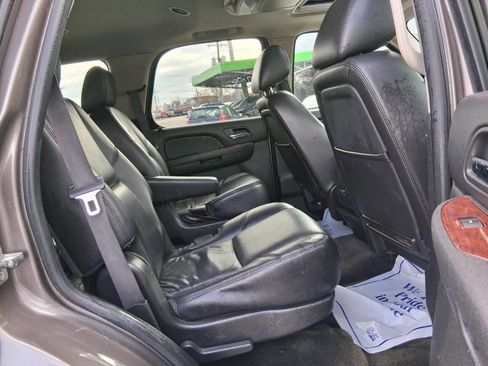 Used 2012 Chevrolet Tahoe LTZ image 10