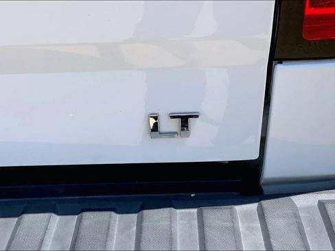 Used 2018 Chevrolet Silverado 1500 LT w/ Texas Edition AWD/4WD image 10