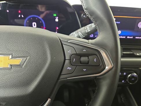 Used 2024 Chevrolet TrailBlazer LT w/ Convenience Package FWD image 17