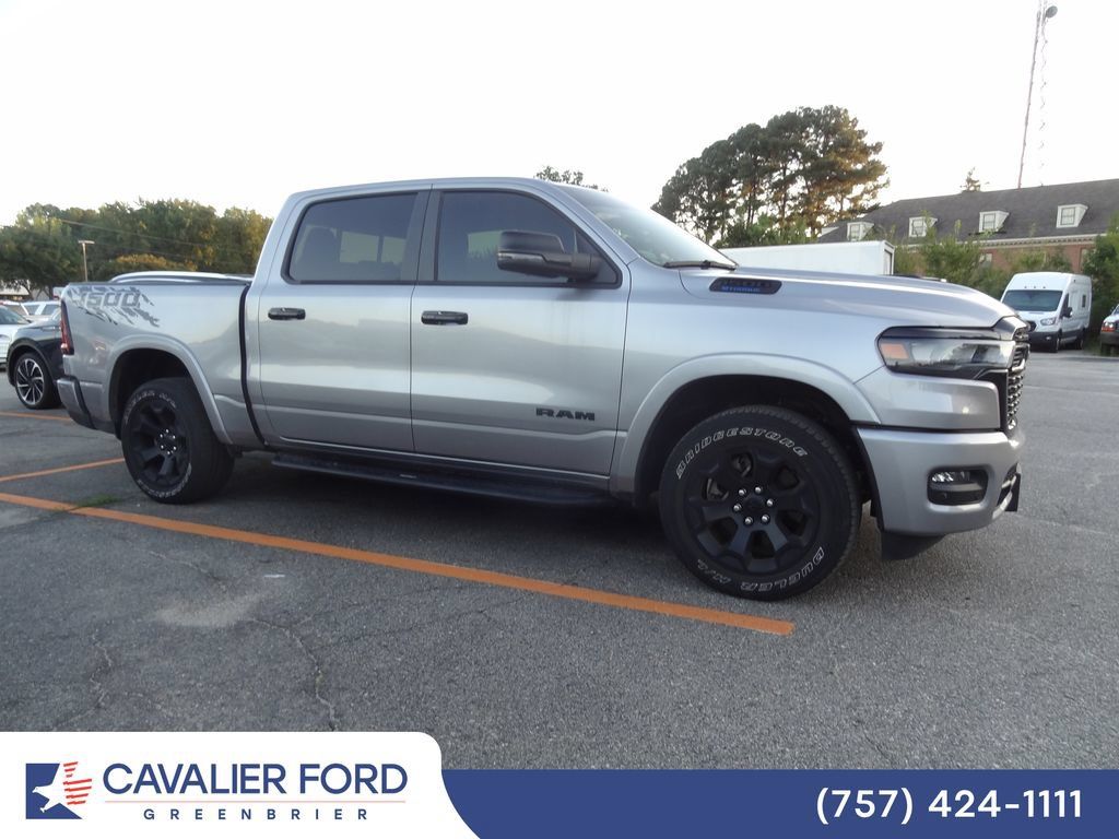 Used 2025 RAM 1500 Big Horn AWD/4WD image 3