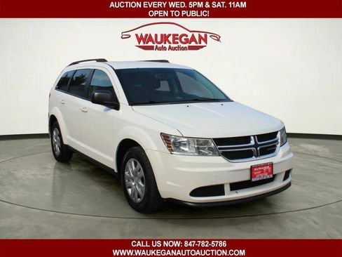 Used 2016 Dodge Journey SE w/ Flexible Seating Group FWD image 3