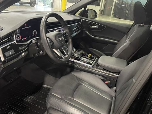 Used 2021 Audi Q7 3.0T Premium Plus w/ Executive Package AWD/4WD image 11