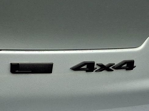 Certified 2022 Jeep Grand Cherokee L Laredo image 32