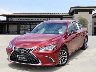 Used 2022 Lexus ES 350 w/ Premium Package